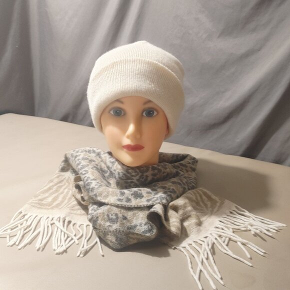 V Fraas Beige Animal Print Scarf Germany Cashmink Fringe 52 by 11 Knit Hat Bonus - Picture 6 of 10